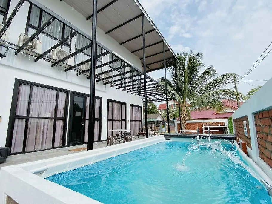 B03 Larkin Bungalow Homestay Johor Bahru 0*,